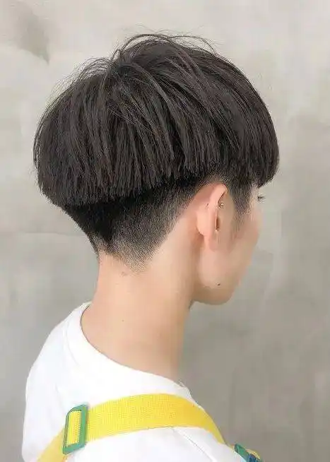 12款男生后脑勺发型留了好帅