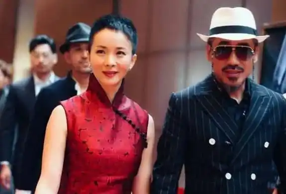 比老公大9岁的她,41岁高龄产下一子,如今生活幸福!_谢兰_夫妻_八卦