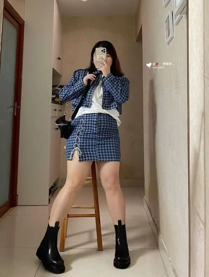 hello,我是胖林93 7415身高体重: 160/150斤 7415三围: 104