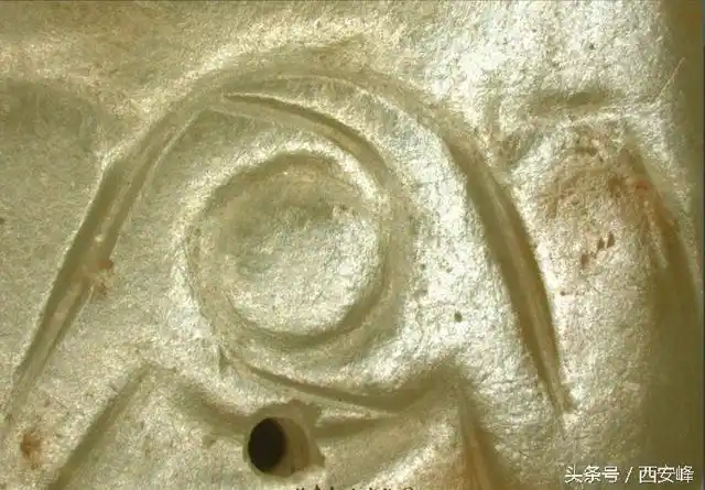 馆藏工痕细图(超清晰)欣赏红山文化玉器