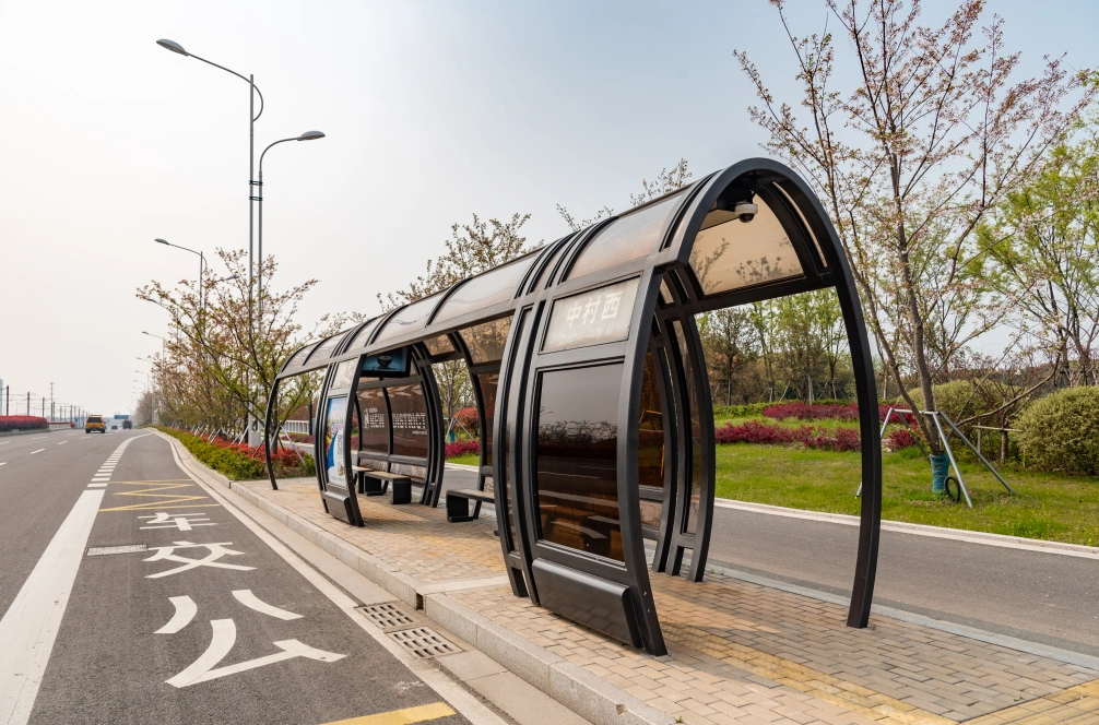 公共设施设计|公交候车亭这张城市名片该如何打造?