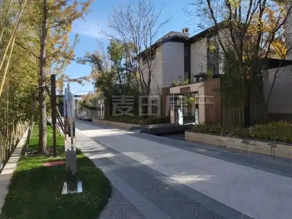 北京朝阳孙河景粼原著(东区公寓住宅)业主装修完没有住过, 全新房