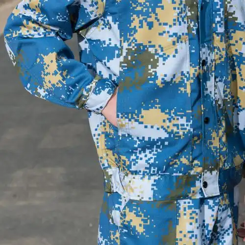 为什么解放军海军陆战队的迷彩服是蓝色的呢?