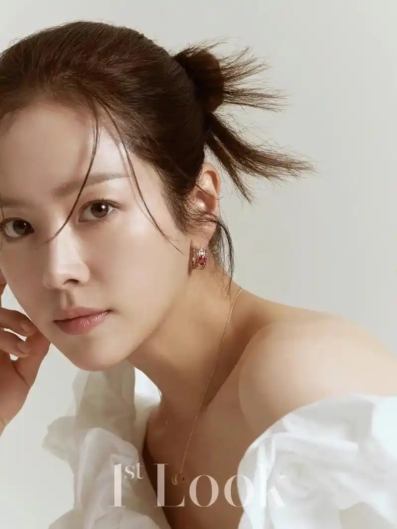 韩志旼不愧是最强童颜! #神仙颜值 #我们的蓝调 #分享 - 抖音