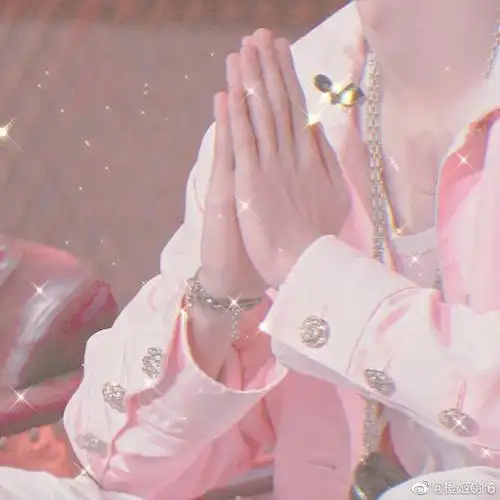 分享一些王一博壁纸头像