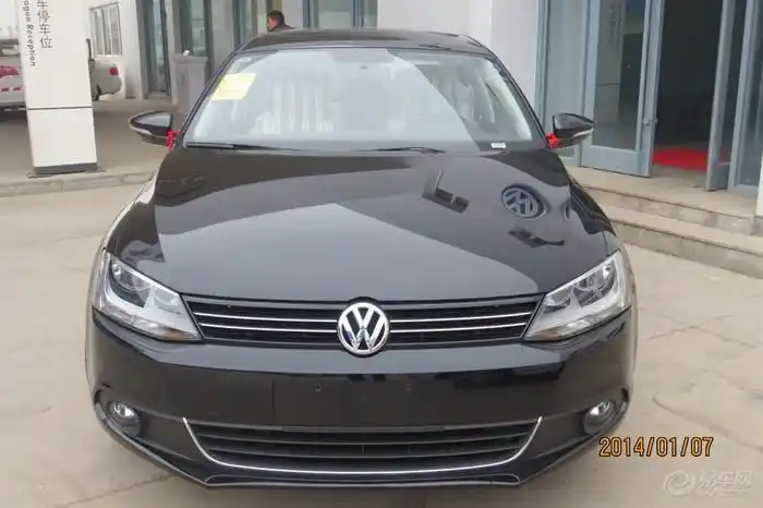 全新黑色速腾1.6t自动