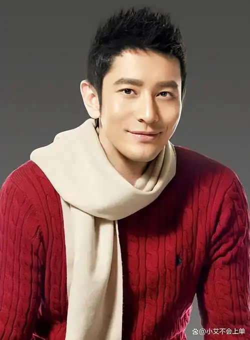 表面上是过气演员实际是公司大老板这些明星个个手下有猛将