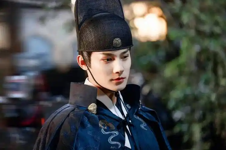 古装帅哥郑业成未来会大火吗