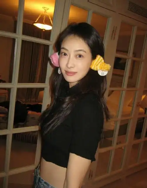 宋茜这么多小帽子好可爱