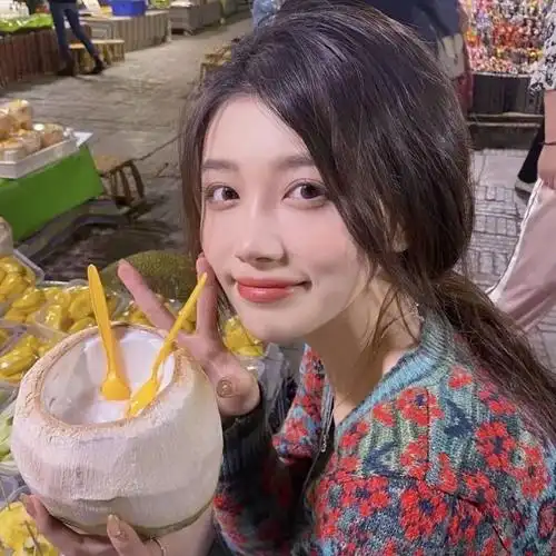 有没有笑的很甜很可爱的照片适合做女生头像? - 知乎