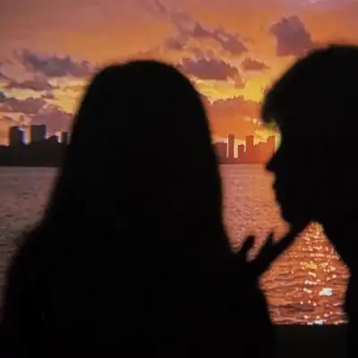 夕阳下的吻情侣头像文艺浪漫高清好看的文艺情侣头像图片唯美