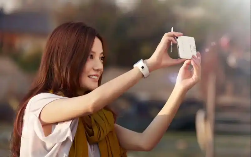 赵薇手机代言|三星samsung galaxy note3 gear"创造你的精彩故事"
