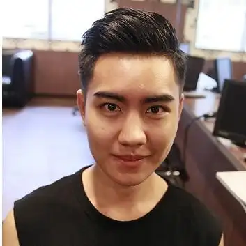 改良款短发背头 更适合夏天的时尚大背头油头发型