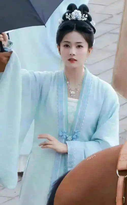 女明星蓝衣古装造型盘点9615:杨幂,刘诗诗,赵丽颖,迪丽热巴