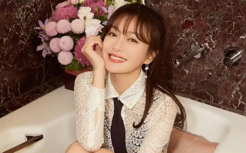 盘点至今未婚的9位大龄女星,各有各的故事,最大63岁,最小42岁