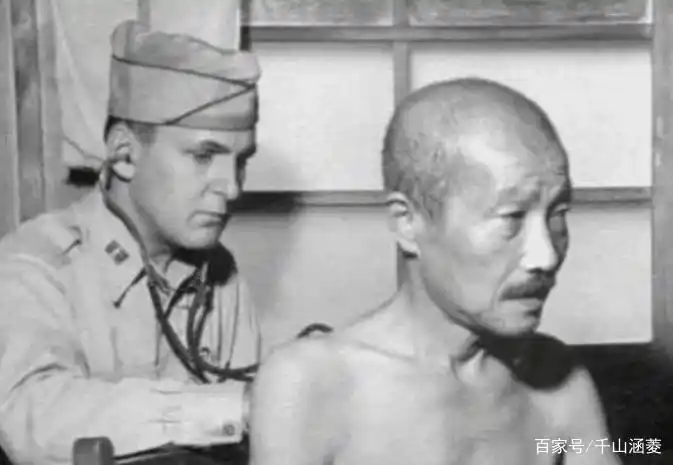 甲级战犯东条英机行刑全过程:全身抖得像筛子,绞死时高喊6个字