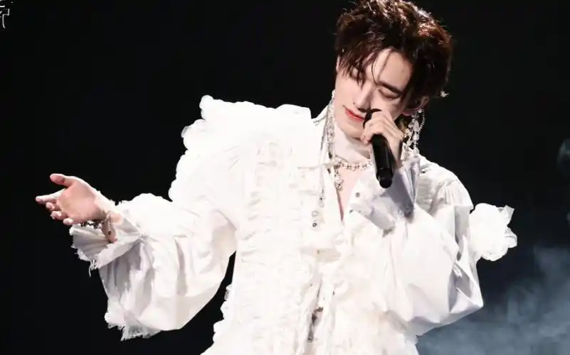 19【宋亚轩】《不枉》饭拍直拍 仙子 今天小宋用粤语说"我好想你" (我