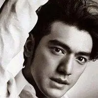 金城武颜值巅峰图片笑_微信头像图片大全