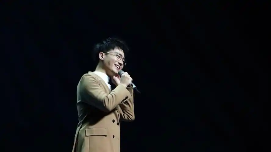 赵越 月亮走我也走 声入人心2巡演 青岛场