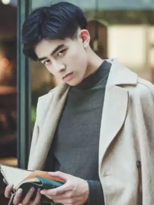 复古港风发型男三七分,成熟风复古发型