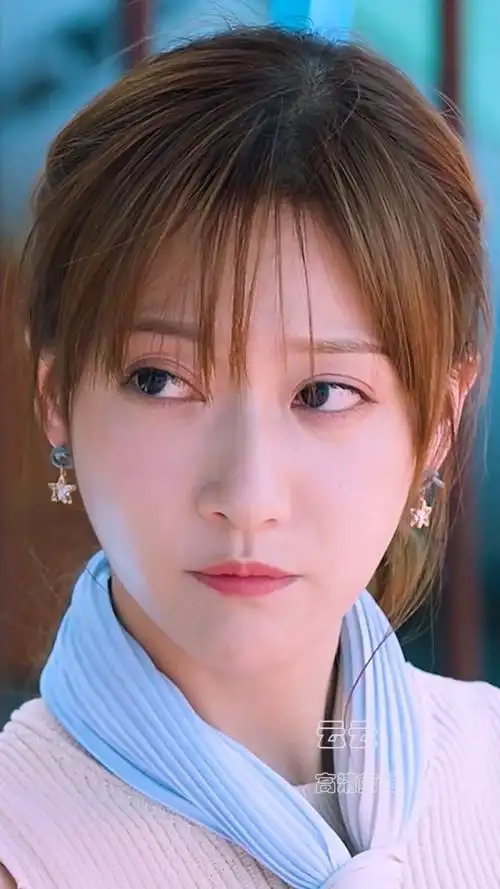 余玥 真的太美了!#他在逆光中告白