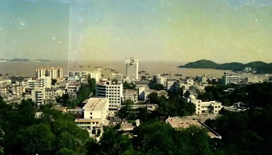 非常珍贵的一组珠海老照片!横跨20年历史,每一张都有一段回忆