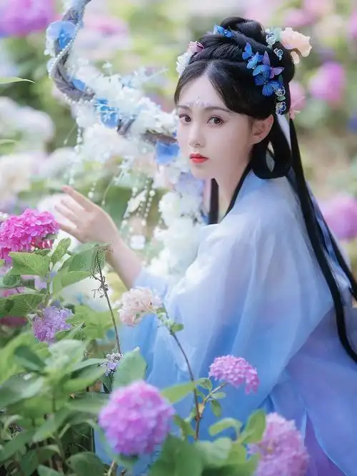 古风真人女生头像:一别两宽,各生欢喜