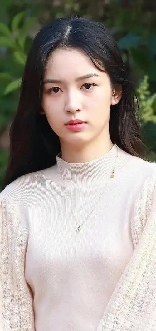 周也素颜不抗打