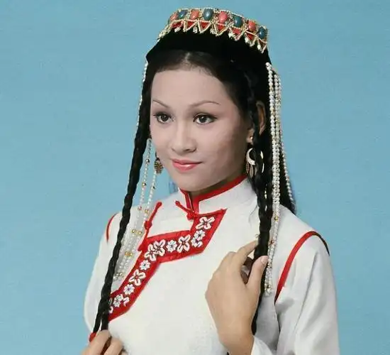 周润发:为陈玉莲自杀,与陈荟莲厮守37年,前妻与孩子成终身遗憾