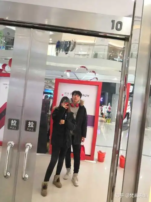 我净身高186cm 我对象168cm 我俩站一块身高差就是这样ヾ() 看有没有