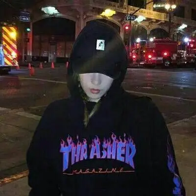 又酷又拽的女生头像