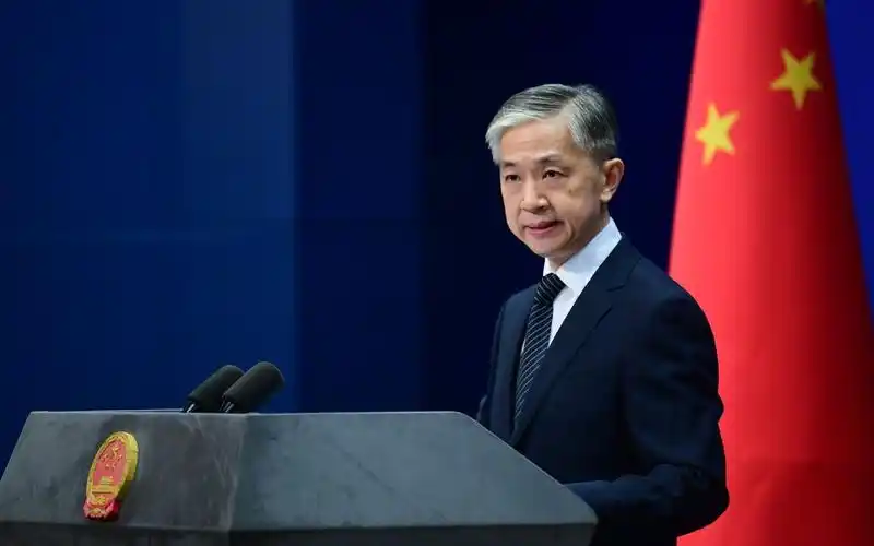 外交天团上新了外交部新任发言人汪文斌亮相蓝厅