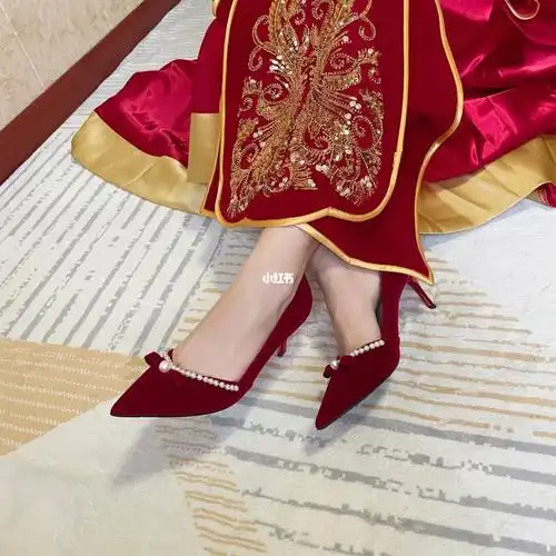 7815囍7815好物分享-婚鞋_婚鞋_好物推荐_珍珠_备婚_婚纱