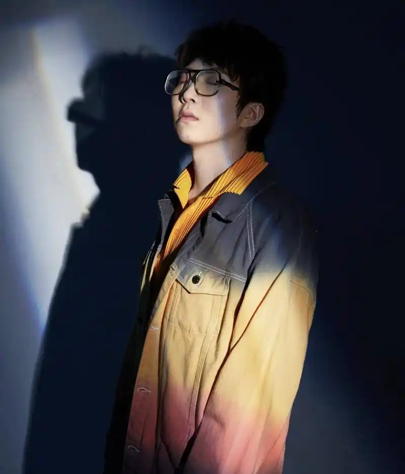 毛不易首谈爱情观,言论惊人引争议,网友坐不住了_节目_spa_歌曲