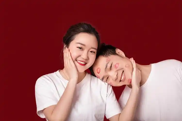 结婚登记照 含服装化妆造型