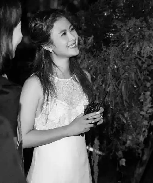 沈腾老婆王琦年轻时撞脸关之琳!