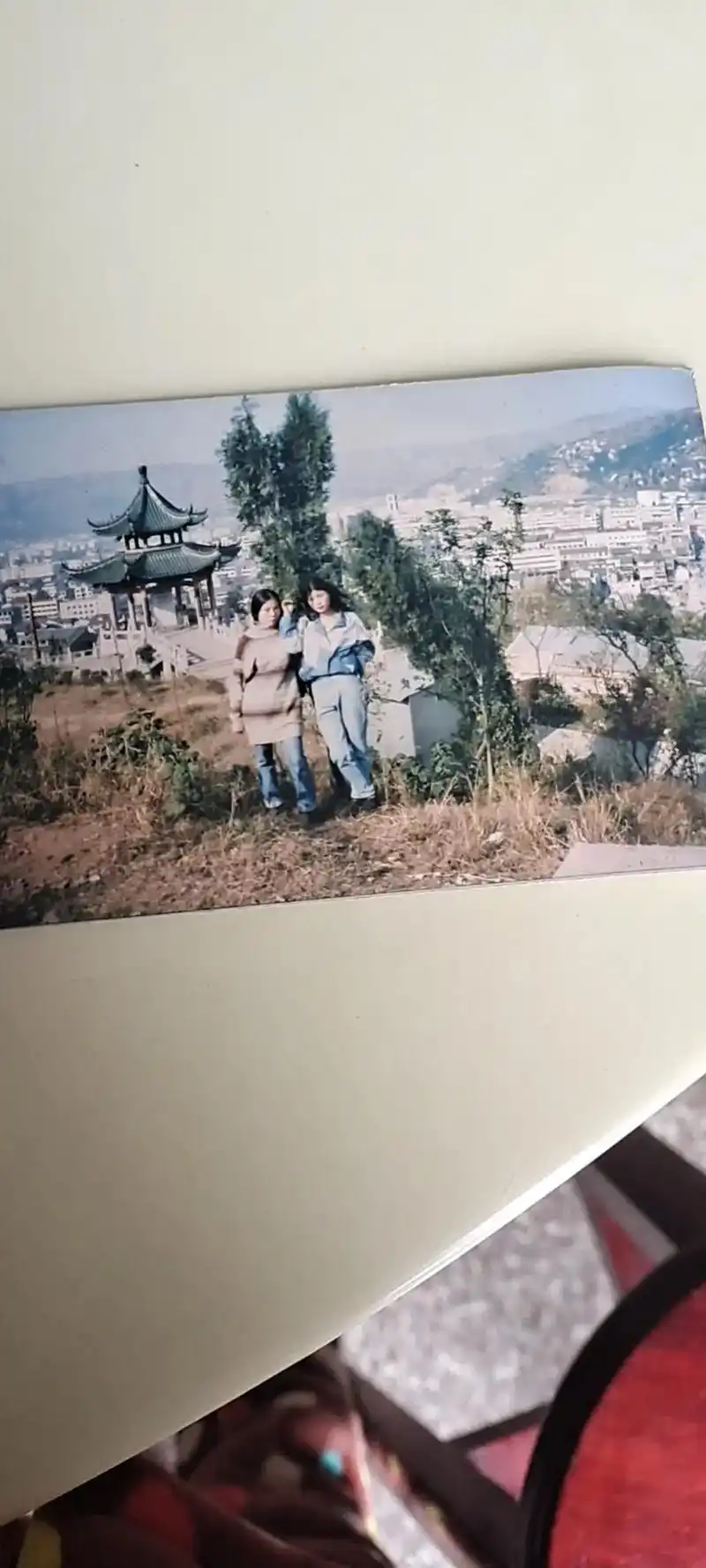 回忆老照片 #你看我几分似从前 #怀念过去怀念青春 #转眼 - 抖音