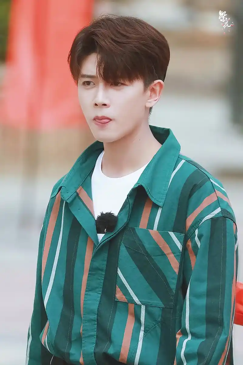 任嘉伦高清壁纸