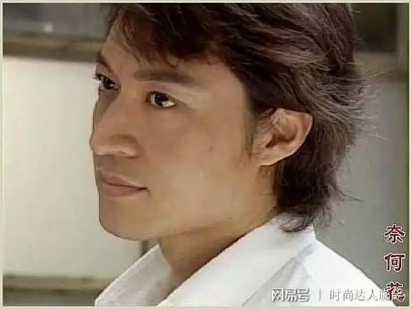 马景涛给80后和老一代留下的回忆不少,有《青青河边草》中的何世