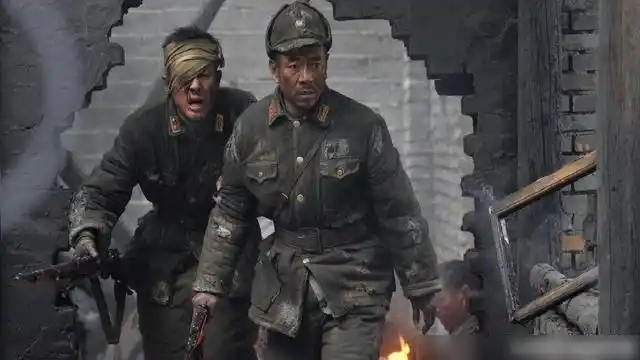 必看的一部抗战电视剧给您最真实的感受向英雄致敬