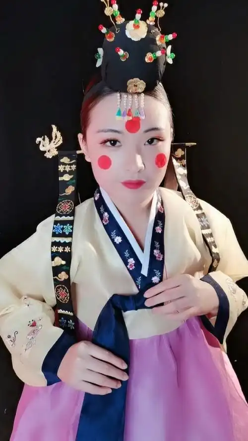 朝鲜新娘  朝鲜古代新娘化妆造型