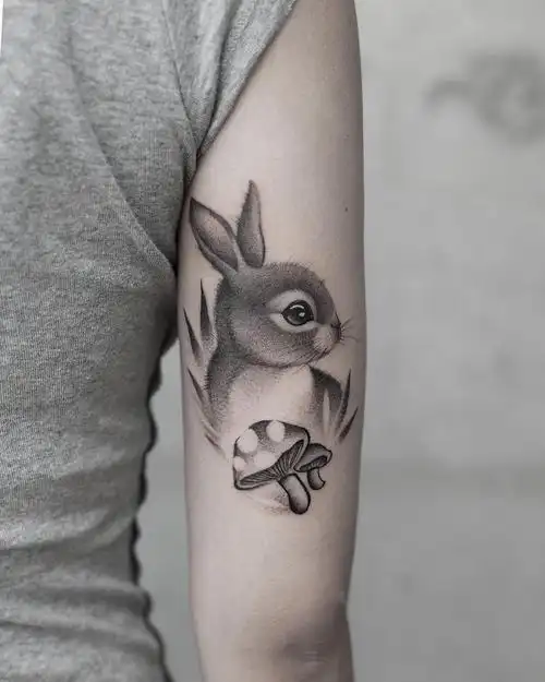 大臂黑灰newschool可爱小兔子蘑菇纹身图案