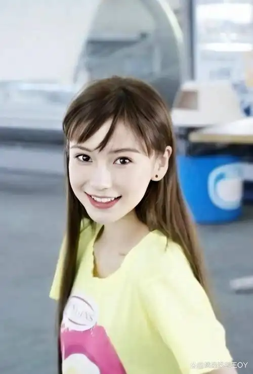 黄晓明和杨颖的婚姻在婚礼上看起来非常盛大和浪漫,他们引起了娱乐圈