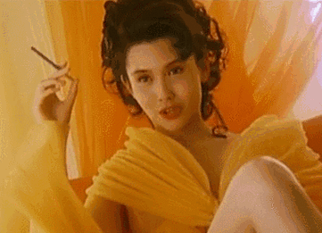 邱淑贞情史风云后,明智抉择嫁富豪,智慧与美貌并存!