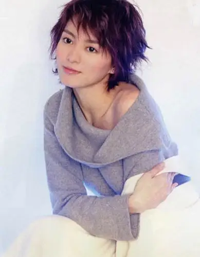 组图:短发大不同 清爽美人梁咏琪百变短发造型(5)