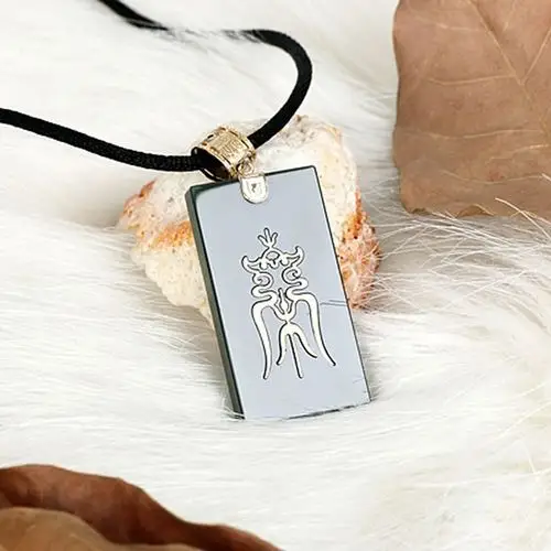 inidy(爱尼德) 天然玉石和田墨玉吊坠 方牌玉佩玉牌姓氏图腾【宋】