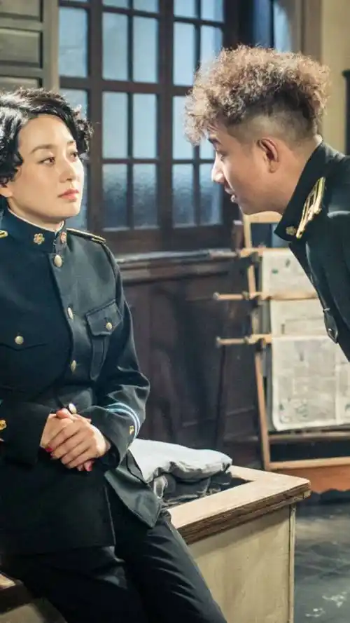 文章,马伊17p,剃刀边缘,剧照,官方海报,手机壁纸电视剧《剃刀边缘》