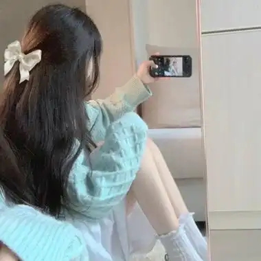 头像个性简约高冷女不露脸女生头像高冷侧脸超拽