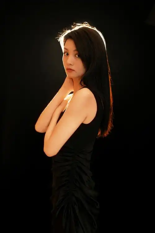 也是生活中浪漫坚强的精灵少女愿@春夏_x新的一岁依旧明媚灿烂,不断