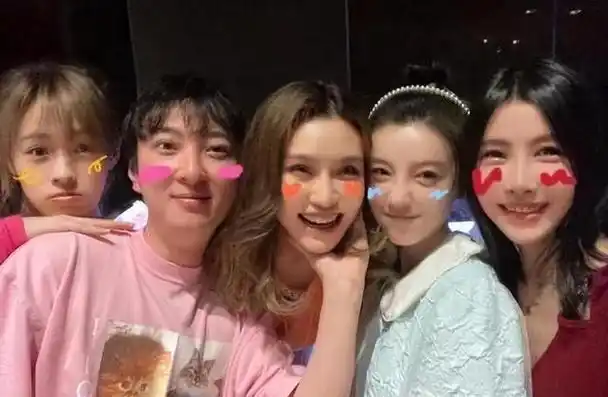 反转!女网红再发声:孩子就是王思聪的,有铁证,并不想做富太太